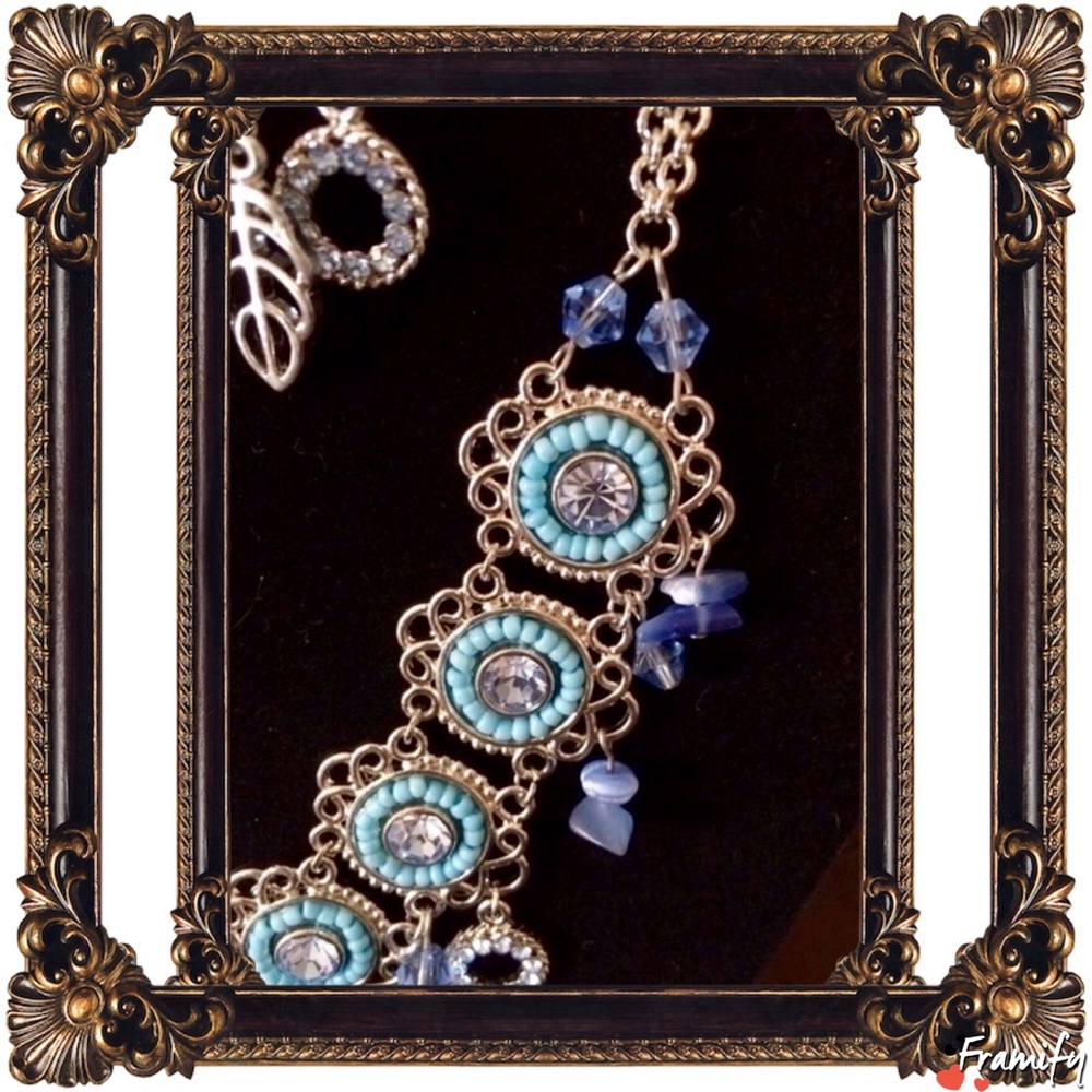 Eye-catching design with charms Jewelry Set - Picture 4 of 6